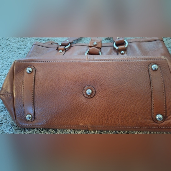 Leather tote bag - Picture 2 of 3